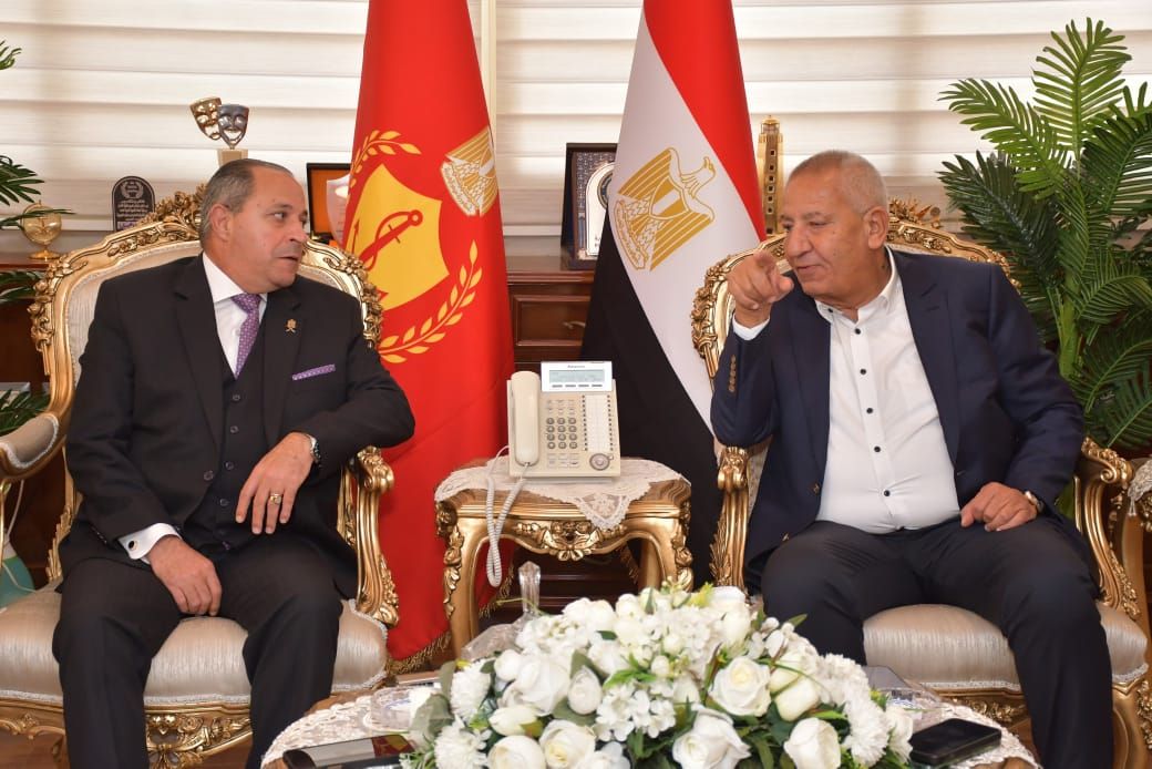 كامل ابو على ومحافظ بورسعيد كامل ابو على ومحافظ بورسعيد