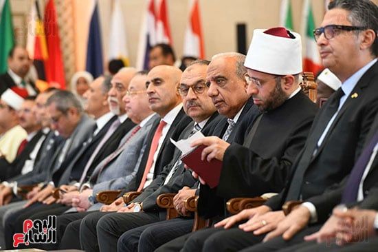 الوزراء والشخصيات العامة خلال ختام مسابقة القرآن الكريم الوزراء والشخصيات العامة خلال ختام مسابقة القرآن الكريم