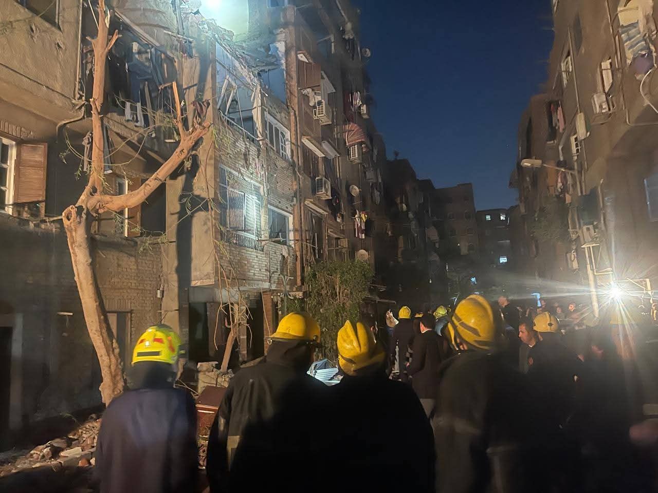 انهيار عقار إمبابة (2) انهيار عقار إمبابة (2)