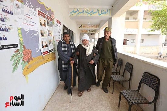 لجنة انتخابية لجنة انتخابية