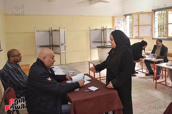 انتخابات-الاعادة-لمجلس-النواب-بالدقى-تصوير-حسن-محمد-11-12-2025-(6) انتخابات-الاعادة-لمجلس-النواب-بالدقى-تصوير-حسن-محمد-11-12-2025-(6)