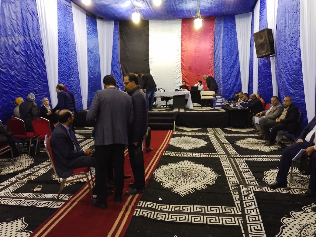 اللجنة العامة في الوراق اللجنة العامة في الوراق