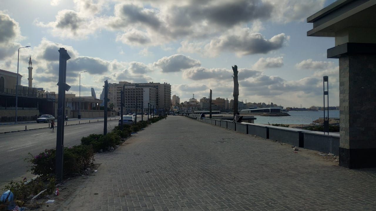 الغيوم وقت الغروب - كورنيش مطروح الغيوم وقت الغروب - كورنيش مطروح