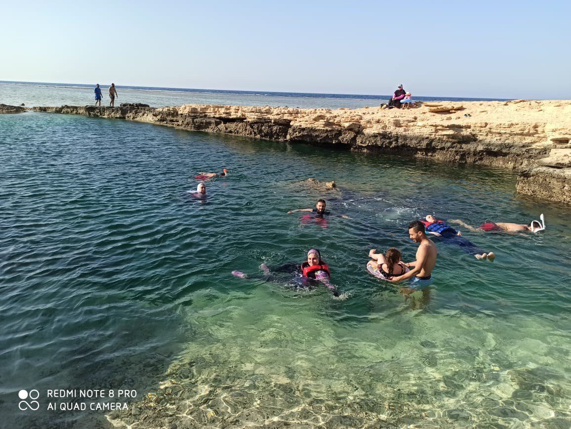 جمال بحيرة النيزك جمال بحيرة النيزك