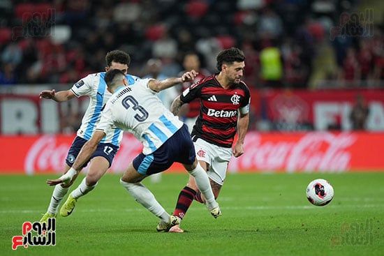 ضغط من جانب لاعبي بيراميدز ضغط من جانب لاعبي بيراميدز