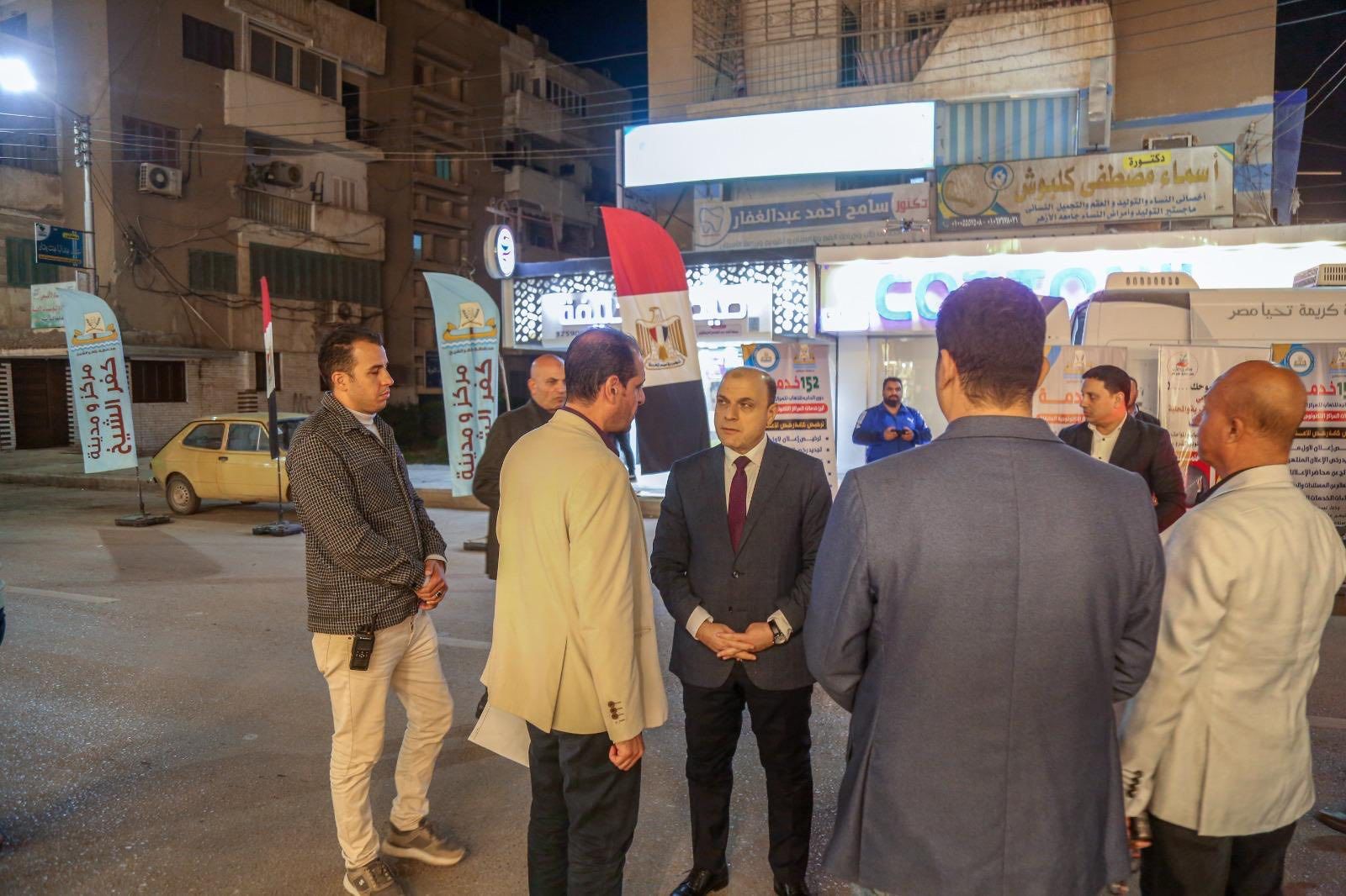 محافظ كفر الشيخ خلال جولته محافظ كفر الشيخ خلال جولته