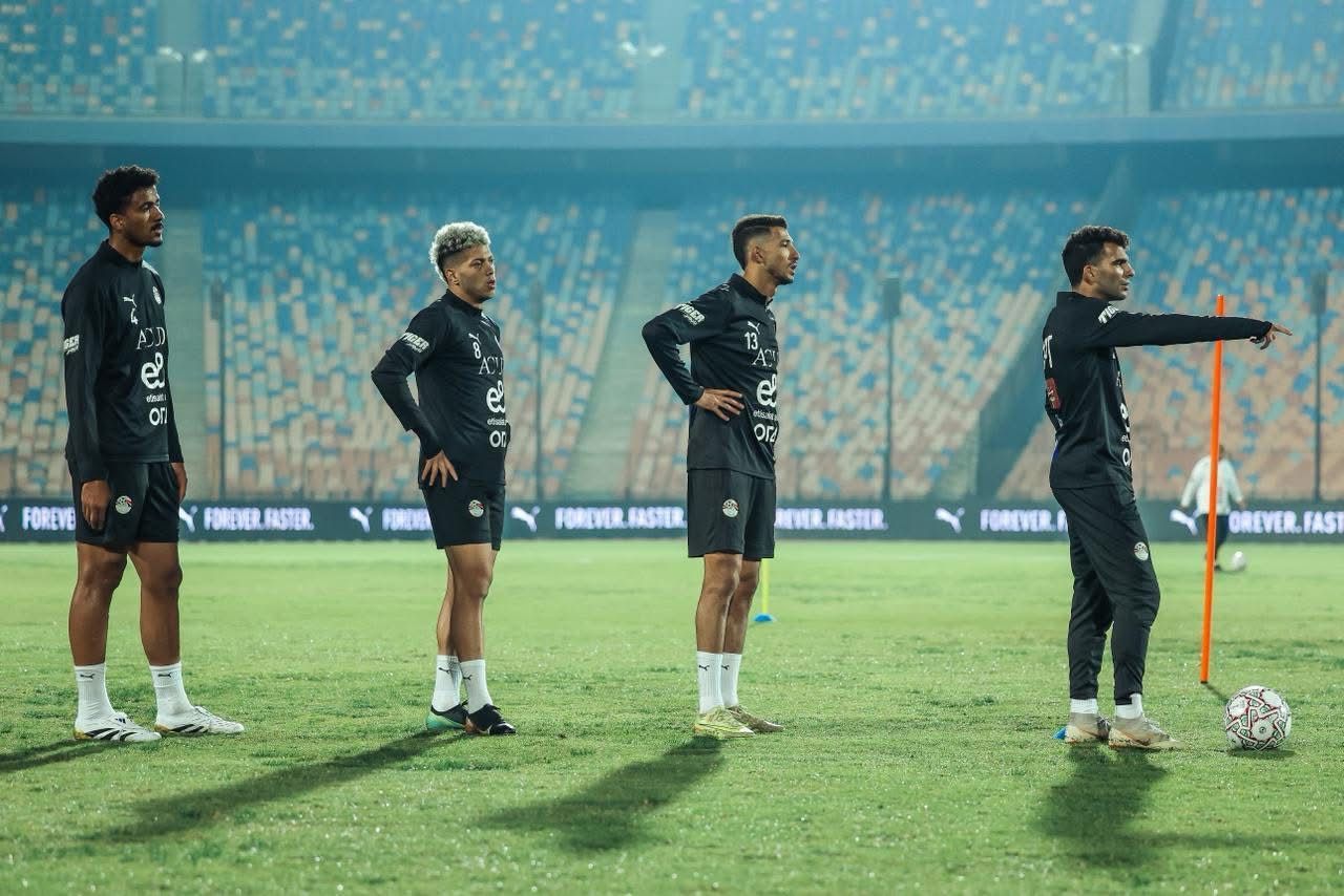 جانب من تدريبات منتخب مصر جانب من تدريبات منتخب مصر