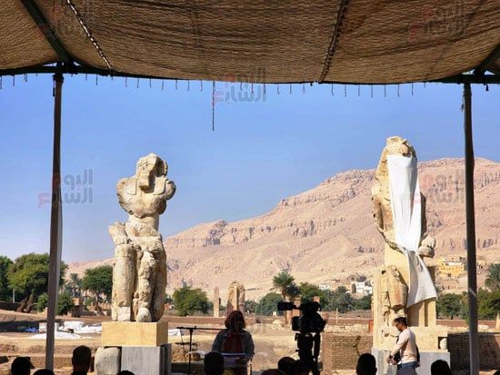 تنصيب-تماثيل-الملك-أمنحتب-الثالث-في-معبد-ملايين-السنين-بالبر-الغربى-(4) تنصيب-تماثيل-الملك-أمنحتب-الثالث-في-معبد-ملايين-السنين-بالبر-الغربى-(4)