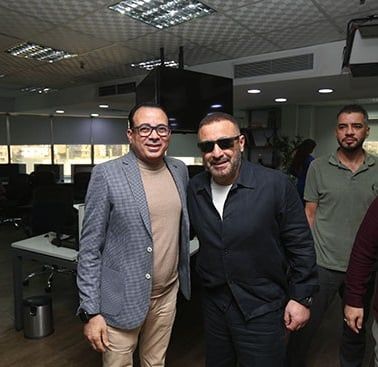 أحمد السقا مع دندراوي الهواري رئيس التحرير التنفيذي أحمد السقا مع دندراوي الهواري رئيس التحرير التنفيذي