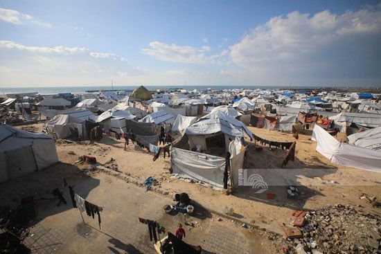 خيام النازحين فى قطاع غزة خيام النازحين فى قطاع غزة