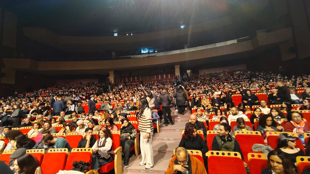 الفيلم المصري ( كولونيا ) كامل العدد في عرضه الأول بأيام قرطاج السينمائية ( صور ) (8) الفيلم المصري ( كولونيا ) كامل العدد في عرضه الأول بأيام قرطاج السينمائية ( صور ) (8)