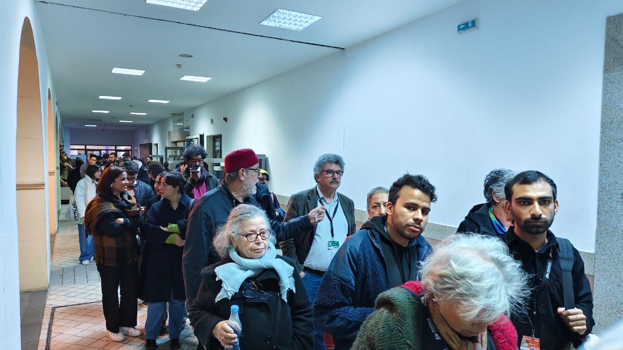 الفيلم المصري ( كولونيا ) كامل العدد في عرضه الأول بأيام قرطاج السينمائية ( صور ) (7) الفيلم المصري ( كولونيا ) كامل العدد في عرضه الأول بأيام قرطاج السينمائية ( صور ) (7)