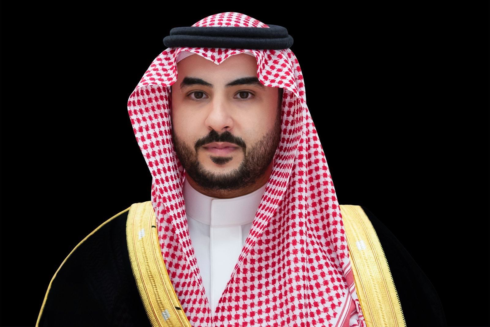 خالد بن سلمان يصل الكويت لرئاسة وفد السعودية في اجتماع مجلس الدفاع المشترك