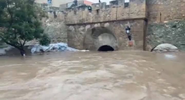 جانب من الفيضانات فى المغرب جانب من الفيضانات فى المغرب