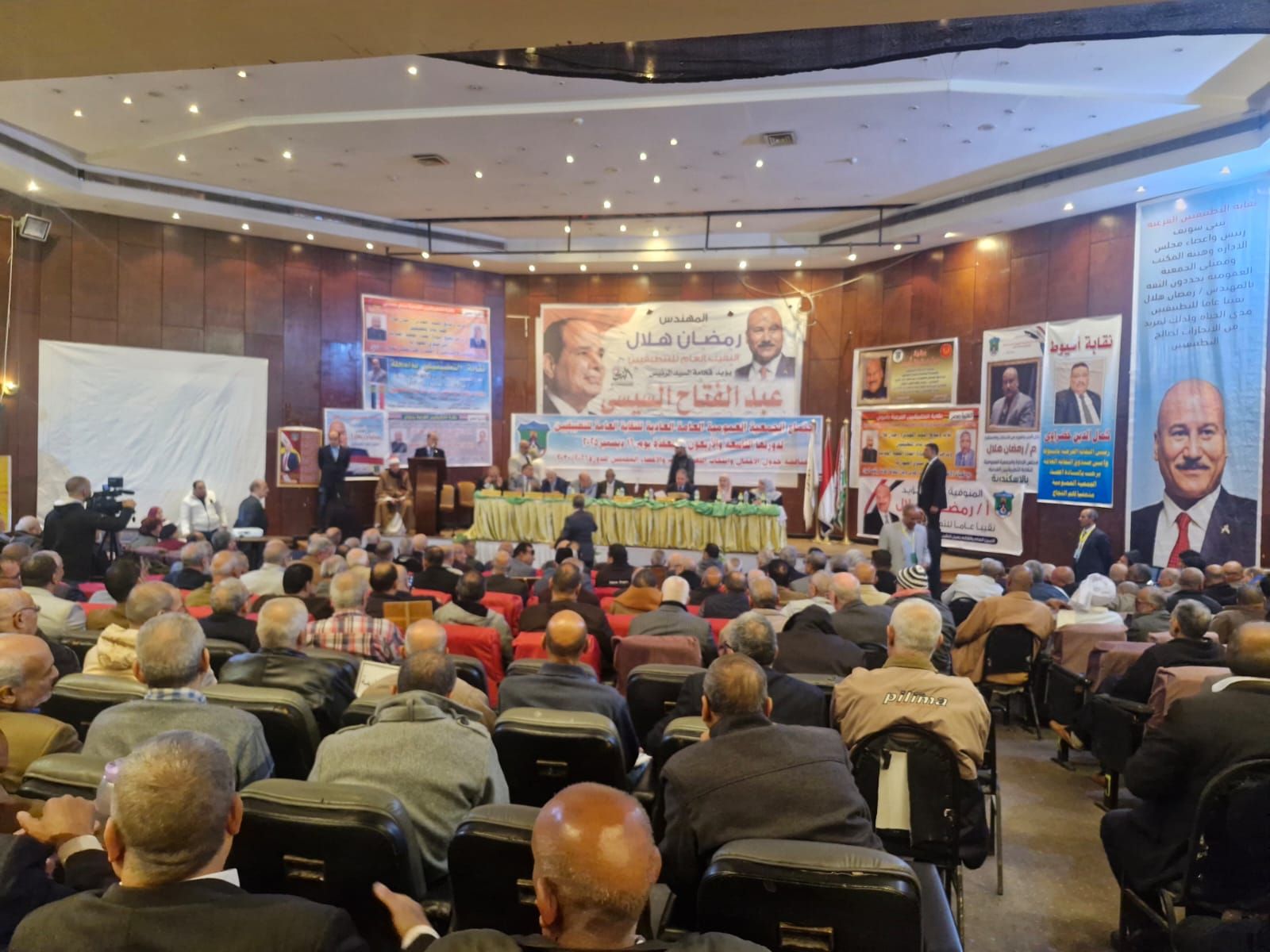 الجمعية العمومية العادية لنقابة التطبيقيين الجمعية العمومية العادية لنقابة التطبيقيين