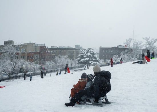 تساقط كثيف للثلوج في نيويورك (3) تساقط كثيف للثلوج في نيويورك (3)