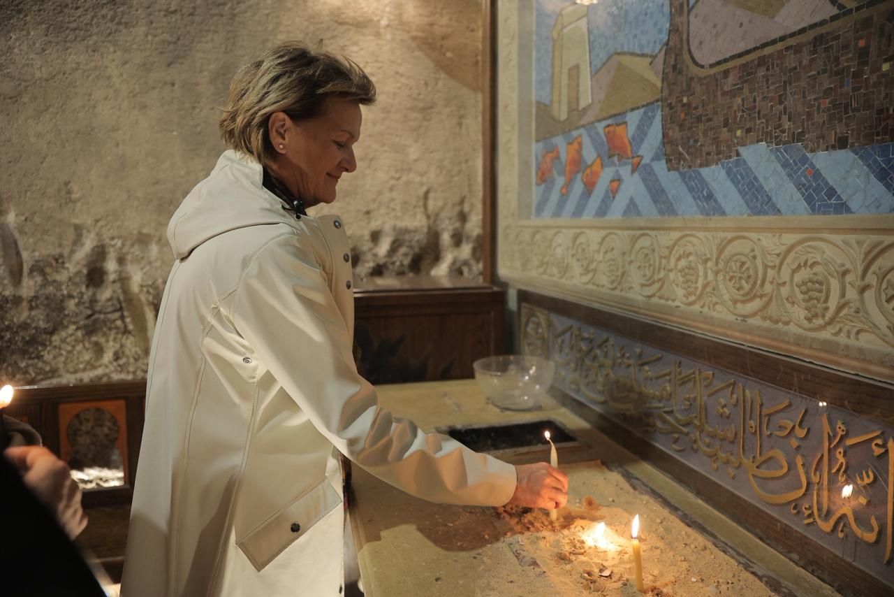 bb2989e3-c9d7-48bc-b0d5-6dcdfaf41a67 bb2989e3-c9d7-48bc-b0d5-6dcdfaf41a67