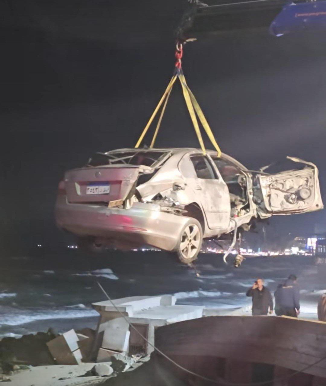 حادث سيارة في الشاطبي الإسكندرية حادث سيارة في الشاطبي الإسكندرية