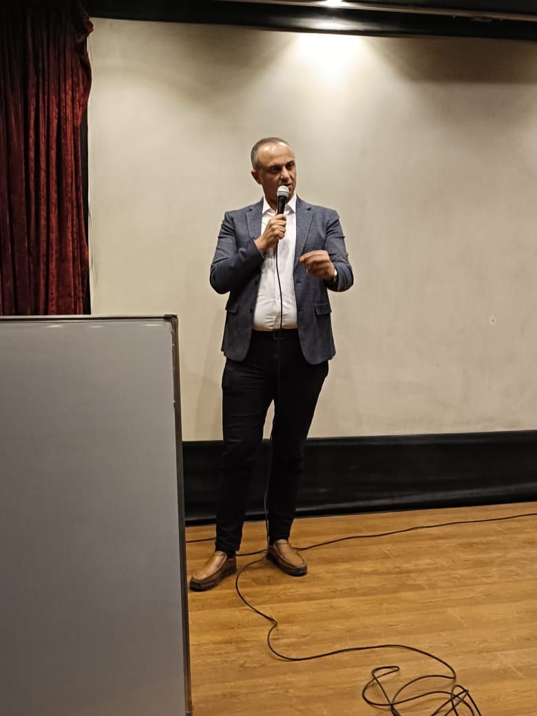 محمد هشام عبية (1) محمد هشام عبية (1)