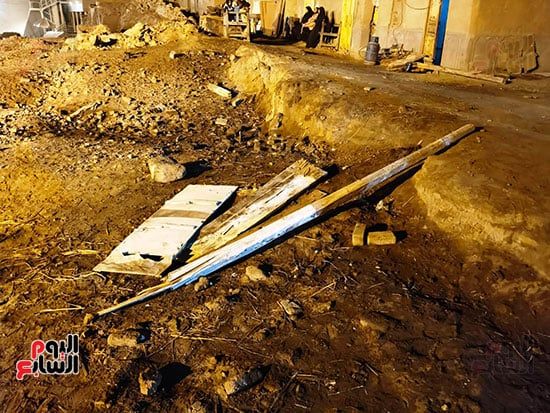 إنهيار جزئي لجدار في منزل (4)