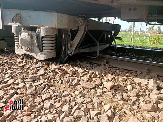 خروج-قطار-عن-القضبان-بمحطة-الحامول-فى-المنوفية-(7)