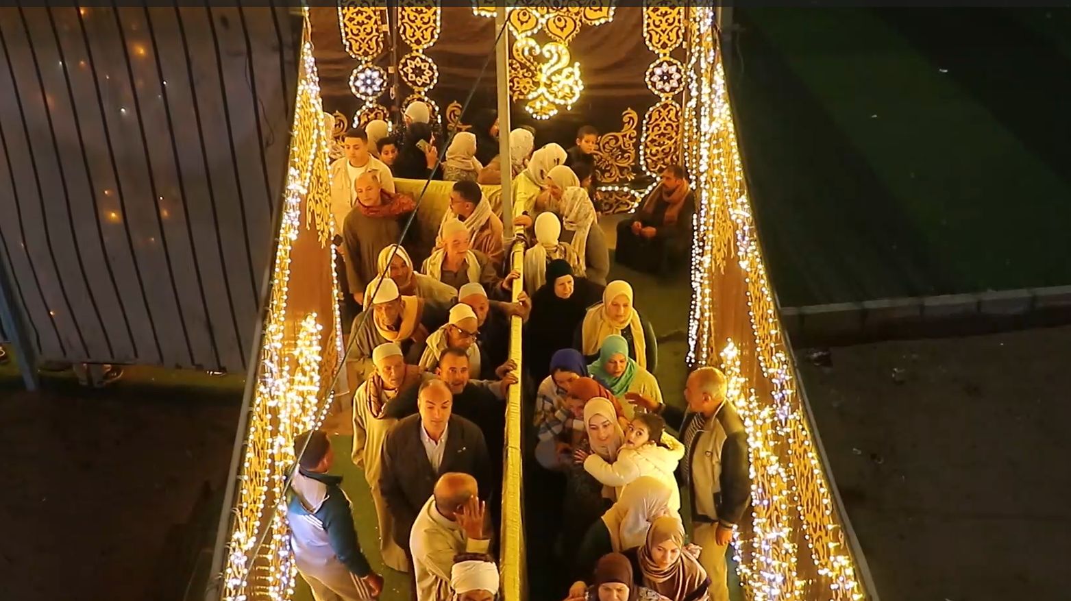 اقبال كبير من الناخبين اقبال كبير من الناخبين