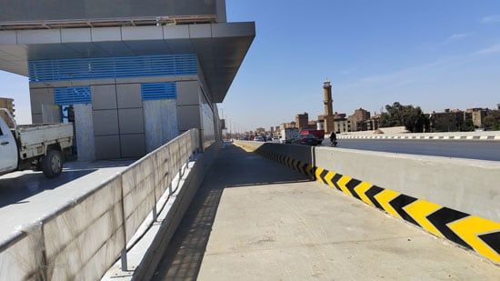 الاتوبيس-الترددي-يمر-من-هنا