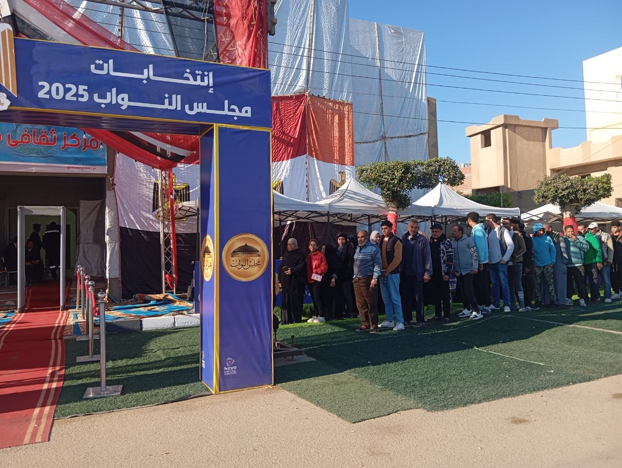 طوابير الأنتخابات بالإسماعيلية (4) طوابير الأنتخابات بالإسماعيلية (4)