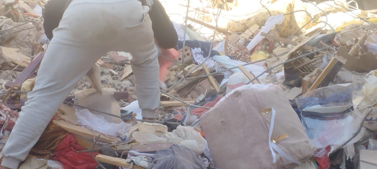 حطام المنزل المنهار بالمنيا (6) حطام المنزل المنهار بالمنيا (6)