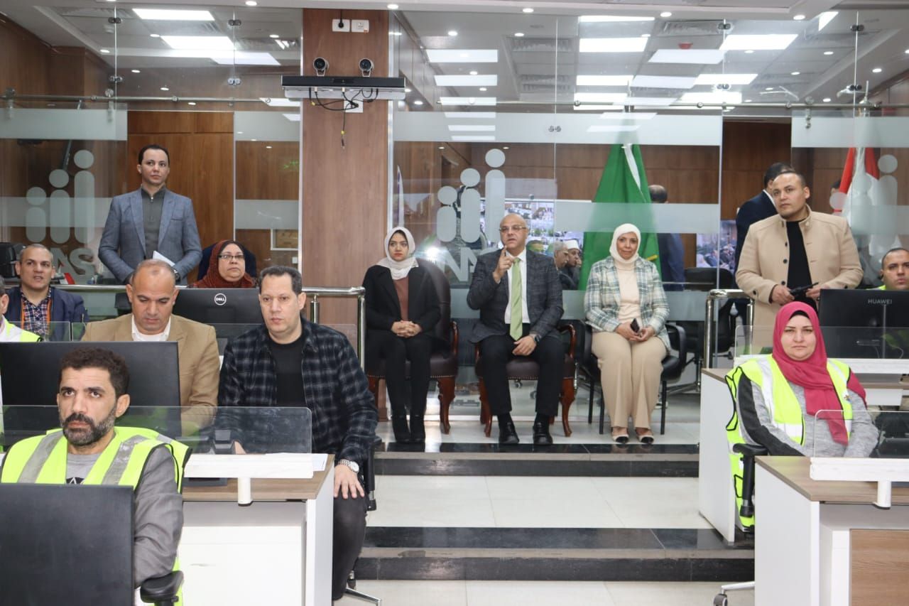 محافظ القليوبية يتابع انتظام جولة الإعادة لانتخابات مجلس النواب (6) محافظ القليوبية يتابع انتظام جولة الإعادة لانتخابات مجلس النواب (6)