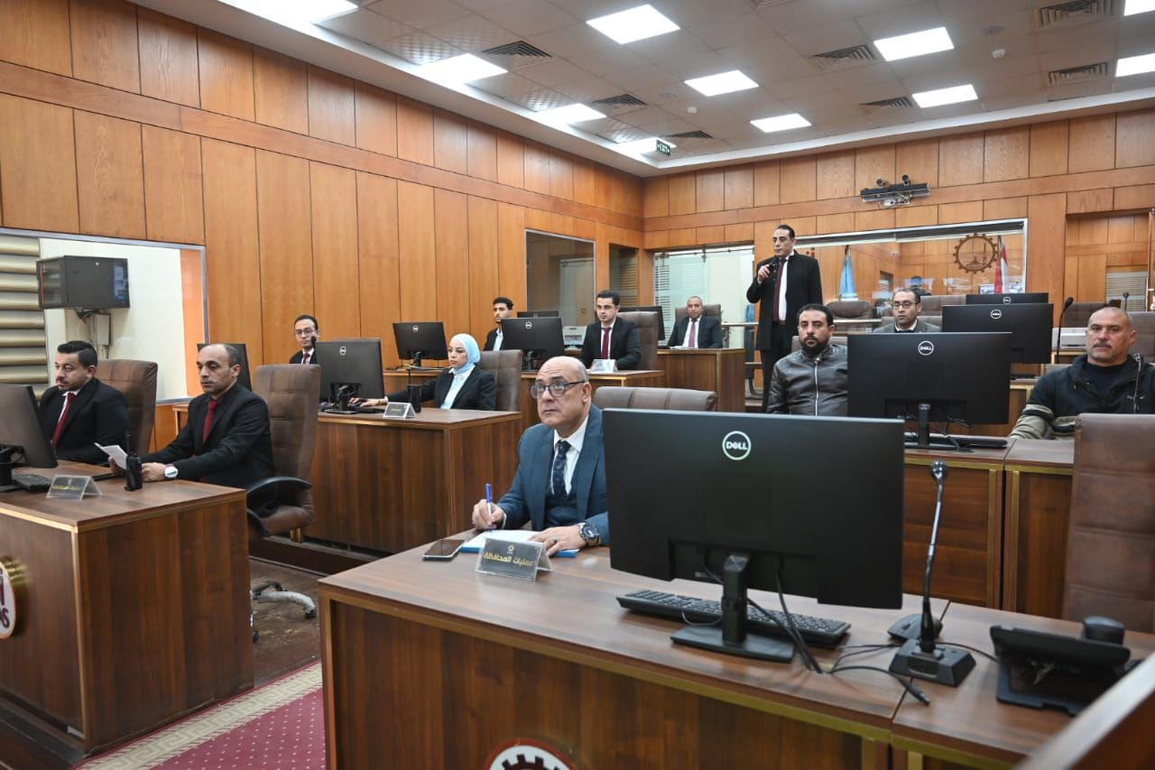 محافظ الغربية يتابع سير التصويت في اليوم الثاني لجولة الإعادة لانتخابات مجلس النواب محافظ الغربية يتابع سير التصويت في اليوم الثاني لجولة الإعادة لانتخابات مجلس النواب