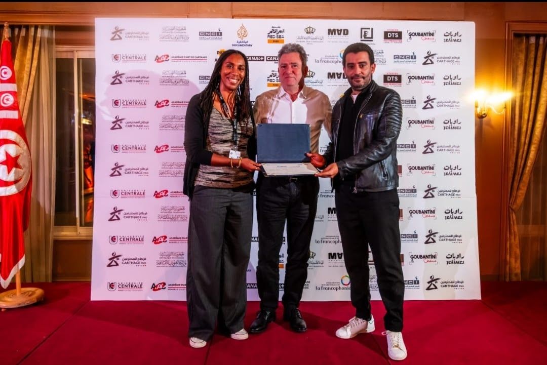 جوائز ورشة تكميل (9) جوائز ورشة تكميل (9)