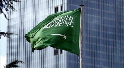السعودية ترحب بقرار أمريكا بشأن إلغاء العقوبات المفروضة على سوريا 