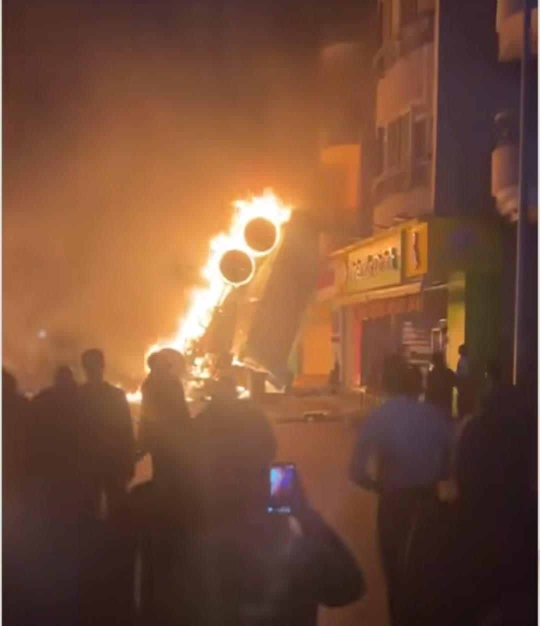 حريق سيارة نقل (4)