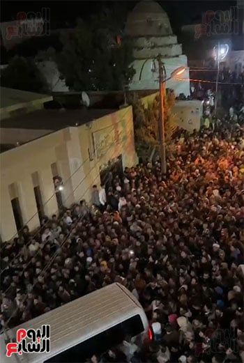 جنازة مهيبة لـ7 من أبناء الفيوم (3)