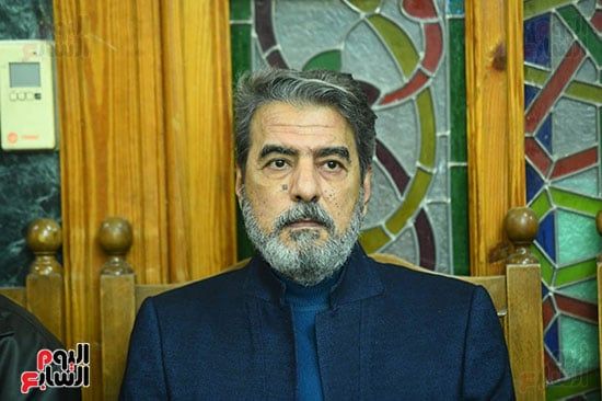 جمال عبدالناصر يؤدي واجب العزاء