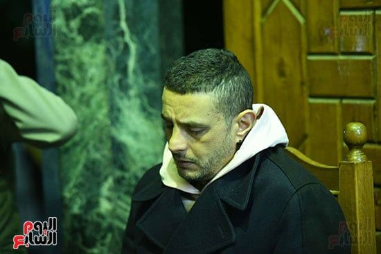 الحزن يسيطر على أحمد الفيشاوي