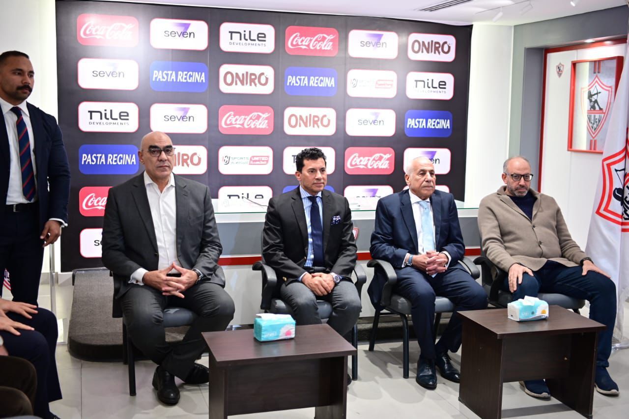 زيارة وزير الشباب والرياضة الى نادى الزمالك (3)