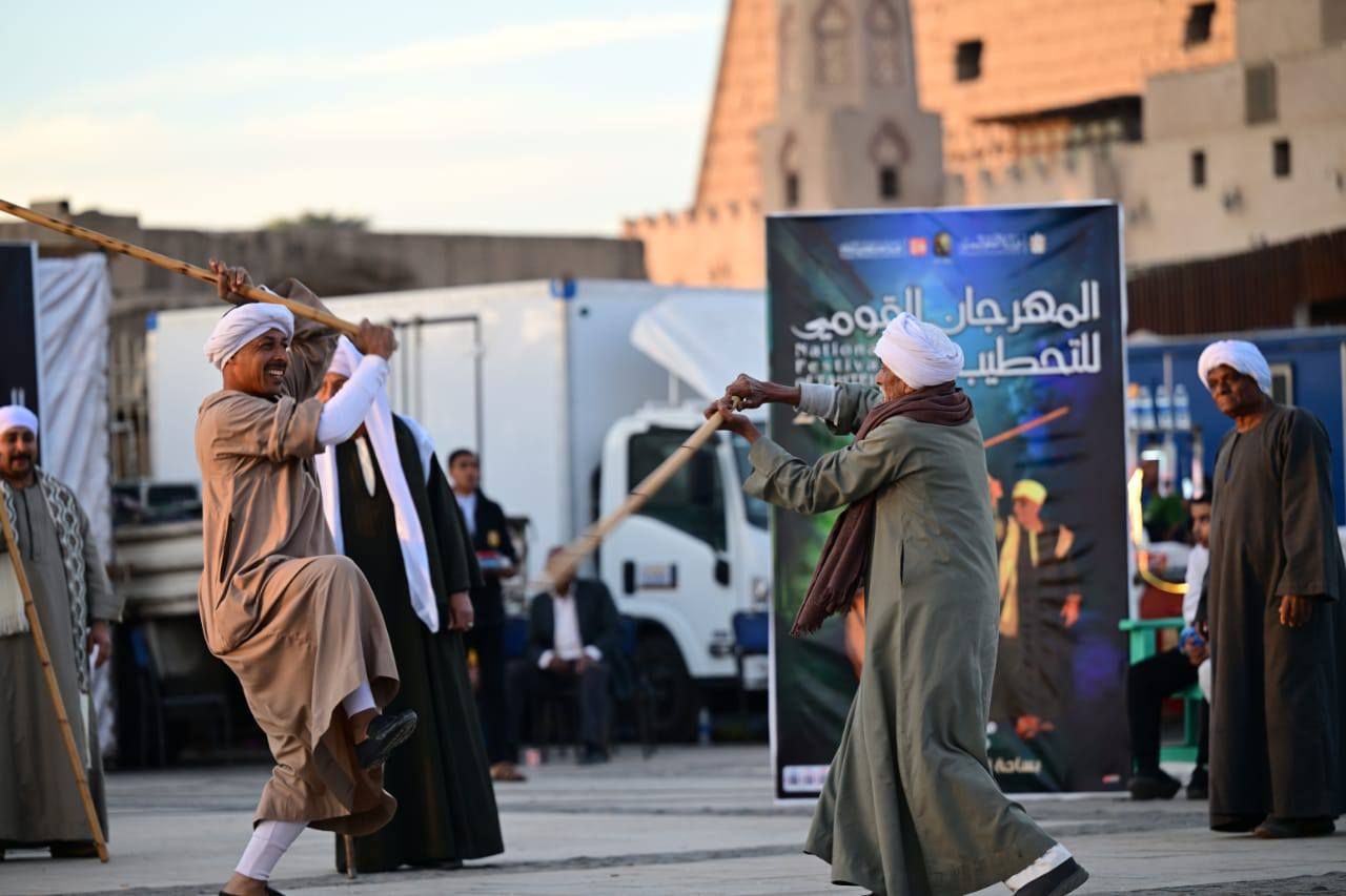 حلقات التحطيب اليومية فى مهرجان الأقصر القومى بساحة أبوالحجاج