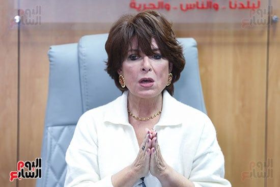 ندوة الفنانة انوشكا باليوم السابع (2)