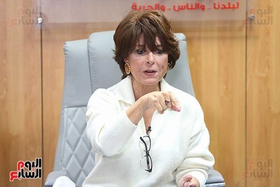 ندوة الفنانة انوشكا باليوم السابع (3)