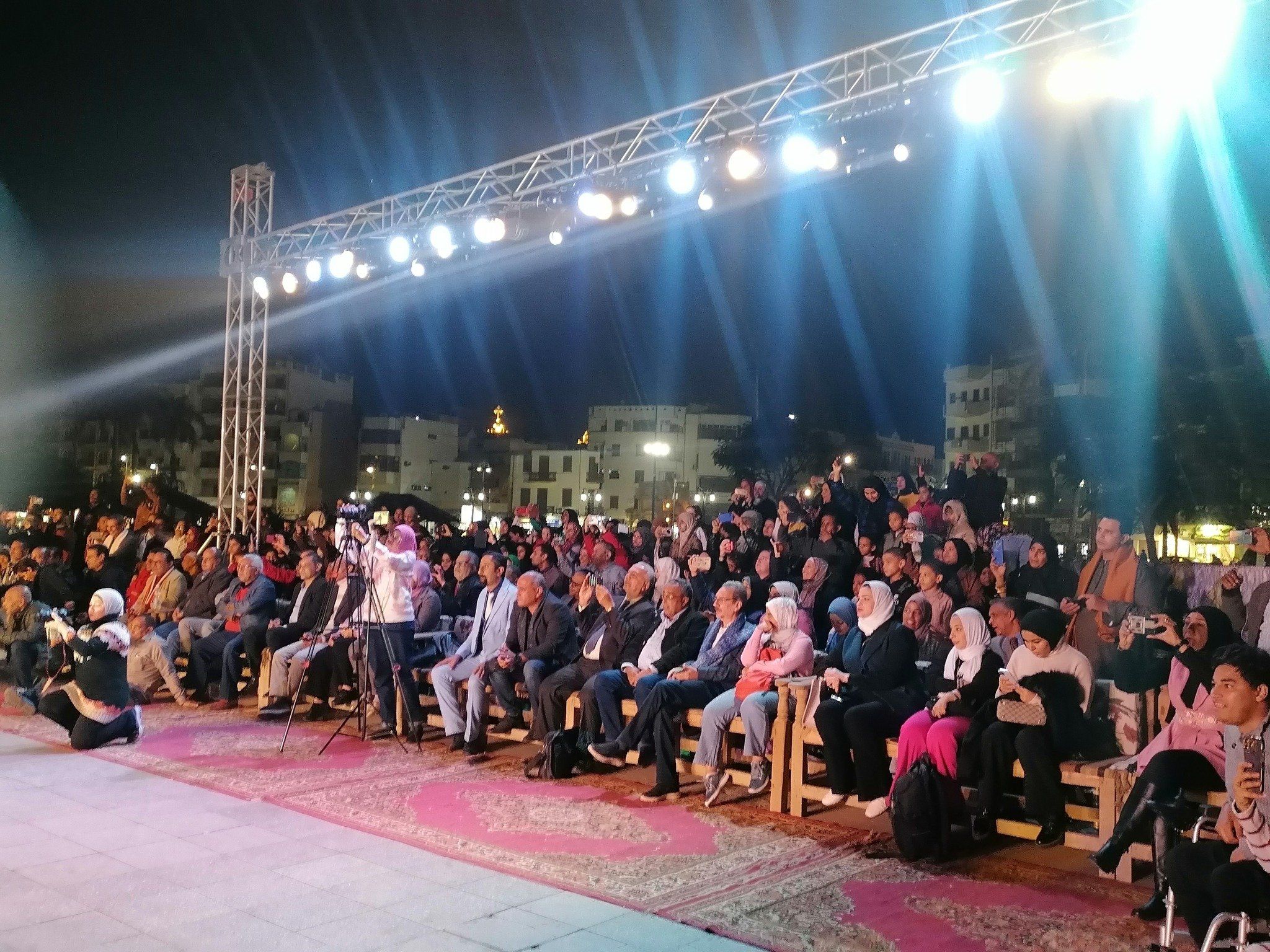 متابعة مميزة من المواطنين لمهرجان التحطيب