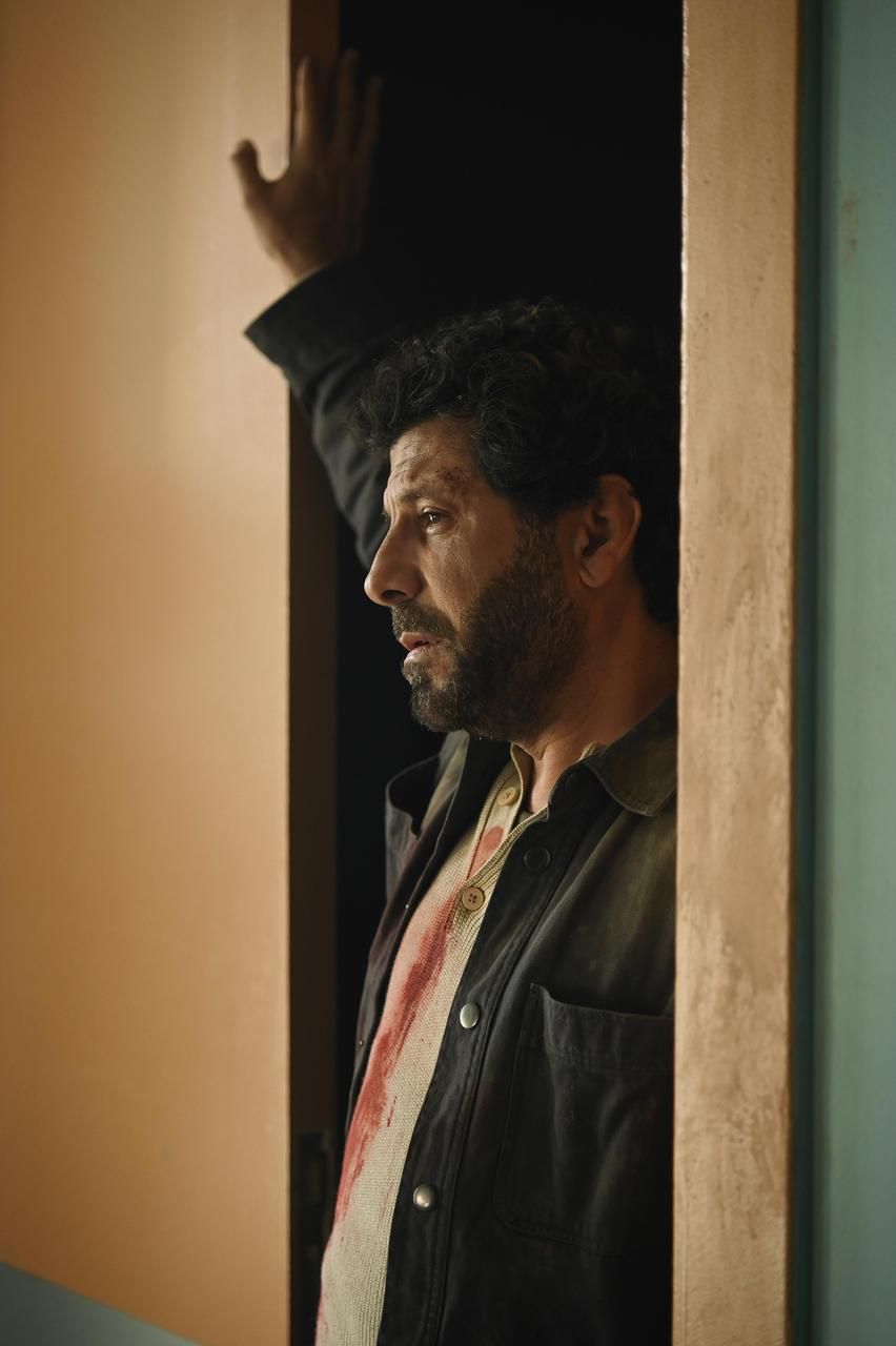 مشاهد من مسلسل تحت الحصار