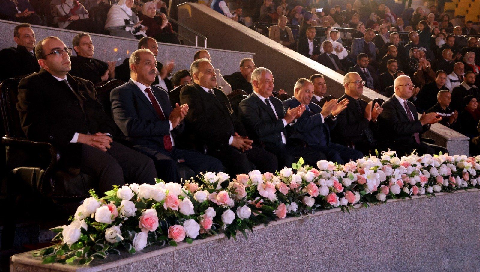 محافظة الإسماعيلية تحتفل بالذكرى الخمسين لرحيل كوكب الشرق على المسرح الرومانى (10)