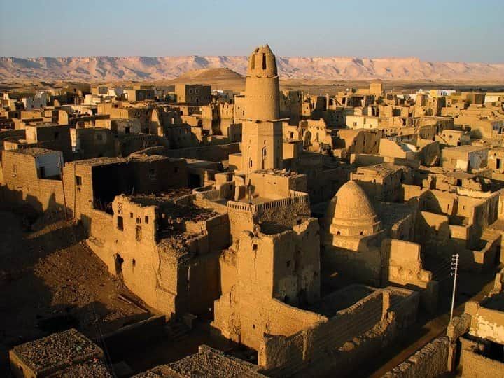 مئذنة مسجد نصر الدين بقرية القصر