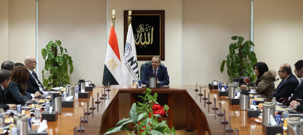 c3e63081-f6a1-4b2f-8324-e1688a14a5cf