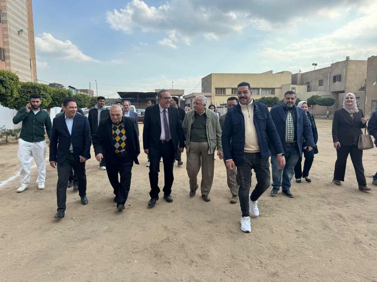 الدكتور محمود طه، عميد كلية الطب جامعةالزقازيق الدكتور محمود طه، عميد كلية الطب جامعةالزقازيق