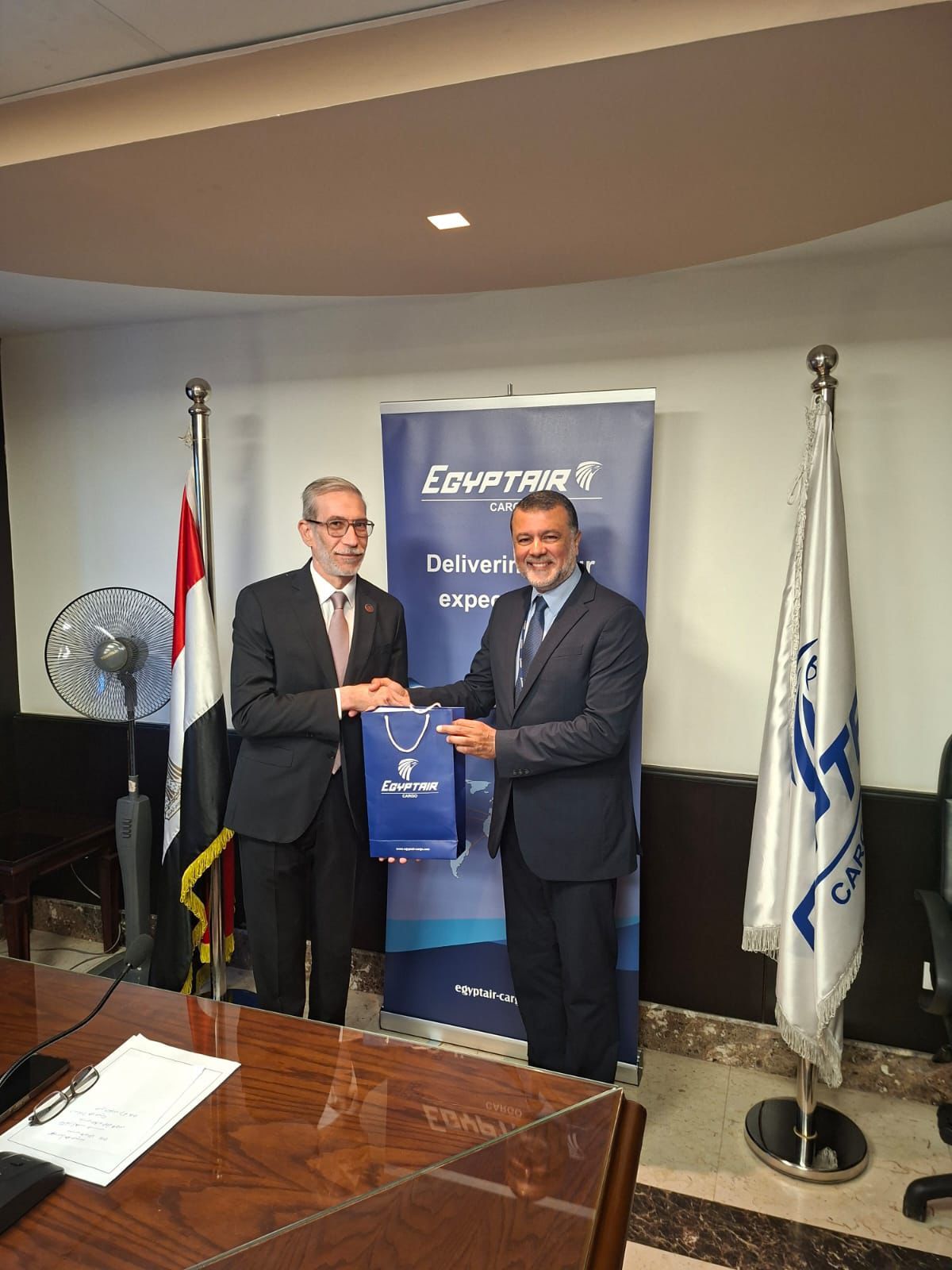 مصر للطيران للشحن الجوي تنجح في تجديد اعتمادات شهادات ISO الدولية (3)