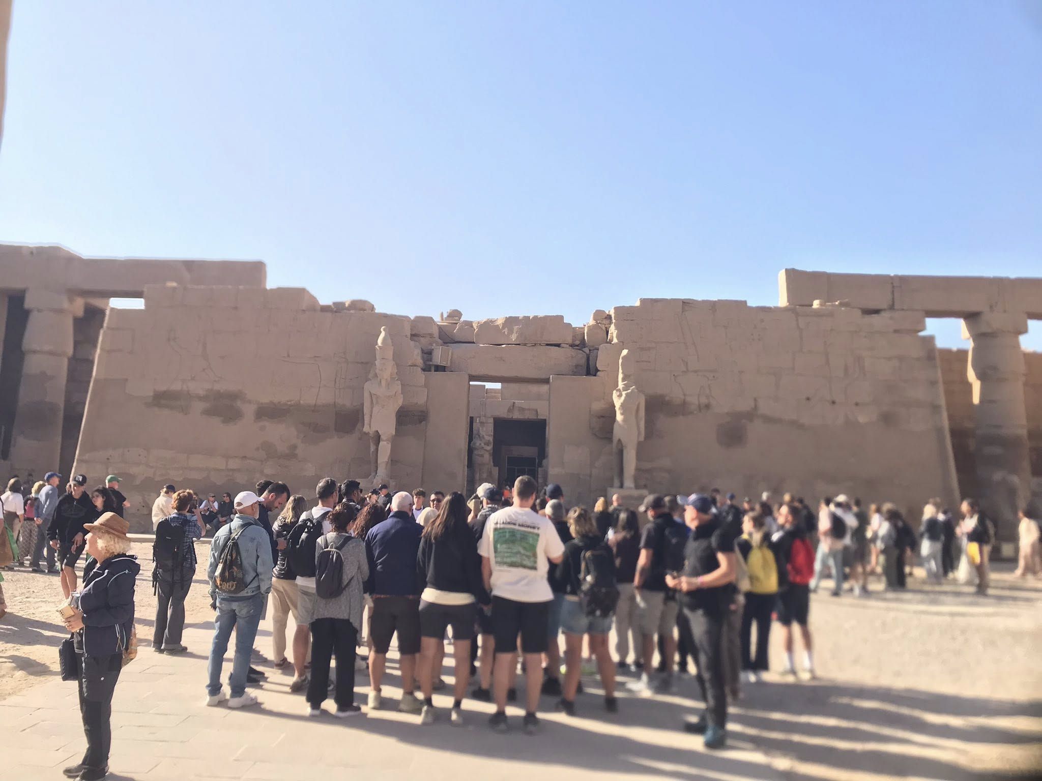 حالة من التوافد السياحى الكبير قبل قدوم ليلة رأس السنة الجديدة حالة من التوافد السياحى الكبير قبل قدوم ليلة رأس السنة الجديدة