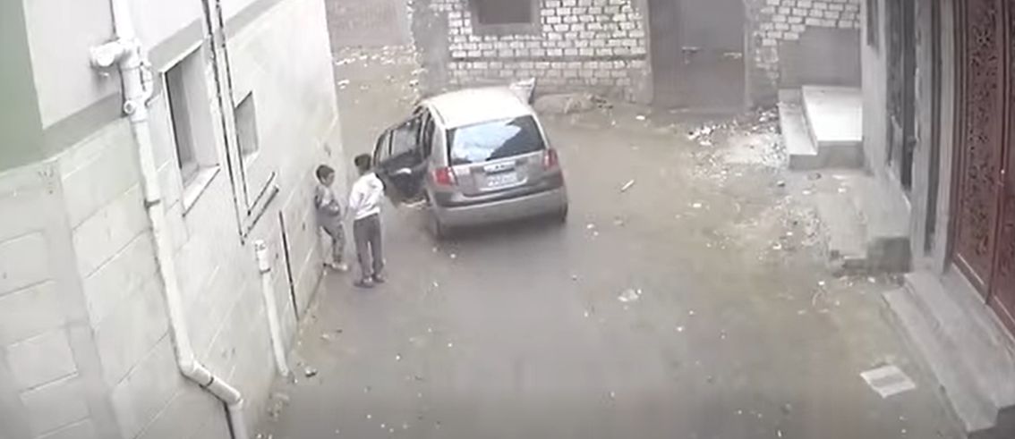 قبل محاولة اختطاف الطفل